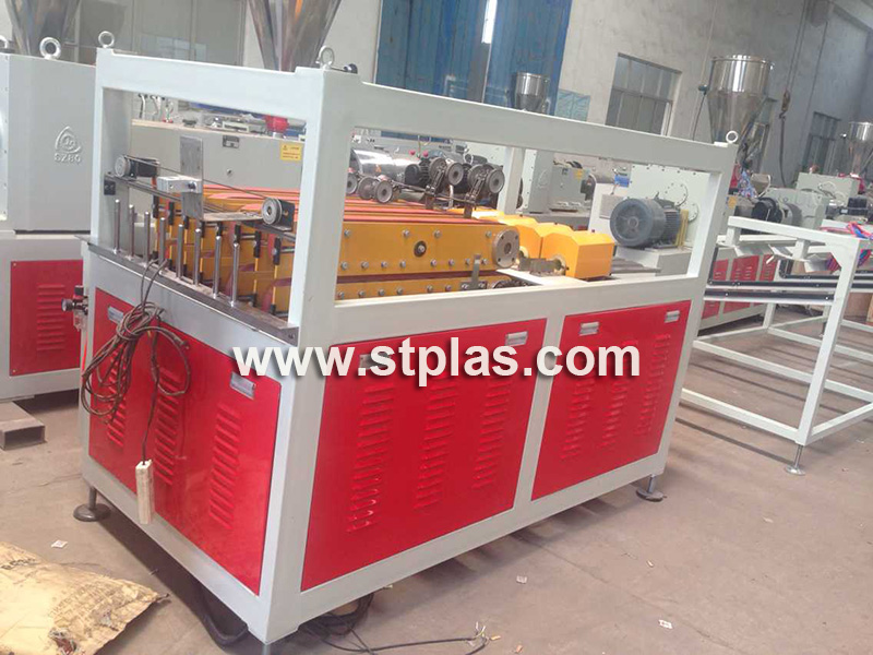 PVC pipe extrusion machine 800 2.jpg