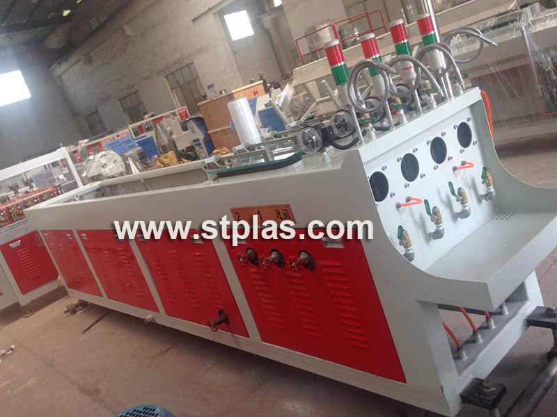 PVC pipe extrusion machine 800 1.jpg
